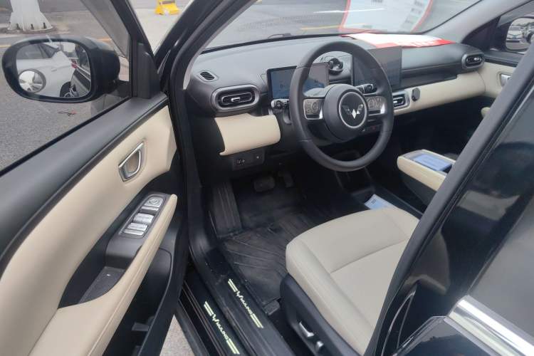 Used Wuling Bingo PLUS 2024 510 km Flagship Edition Four-Seater Version