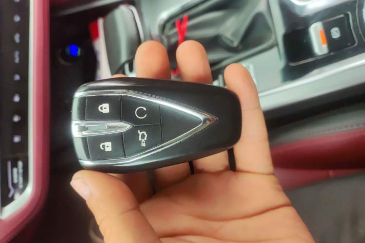 Used CHANGAN CS75 PLUS 2022 Classic Edition 1.5T Automatic Pioneer Model Vehicle Key