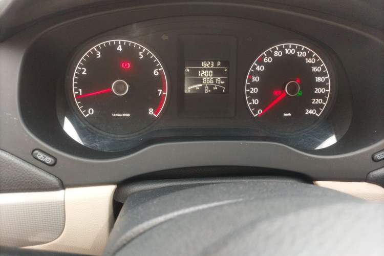 Used Volkswagen Sagitar 2014 1.6L Automatic Comfort Model