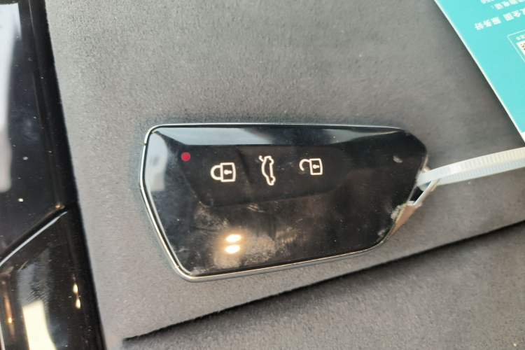 Used Volkswagen Teramont 2025 Tiguan Pro 450TSI Four-Wheel Drive Summit Edition
