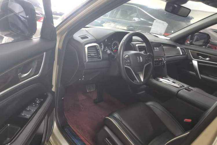 Used Honda UR-V 2017 370TURBO Four-Wheel Drive Prestige Edition China V