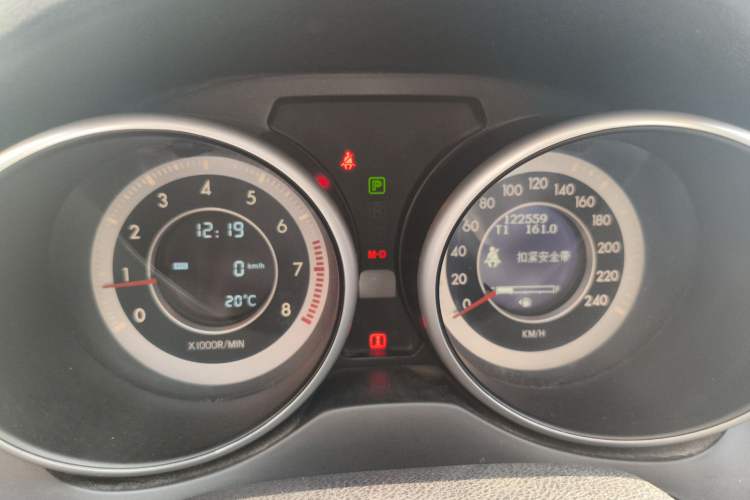 Used Bestune X80 2013 2.0L automatic luxury version