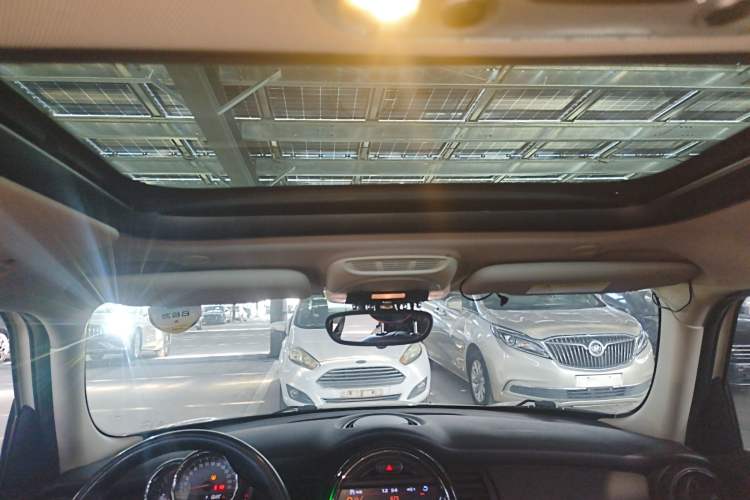 Used MINI 2016 1.2T ONE Five-Door Edition Headliner