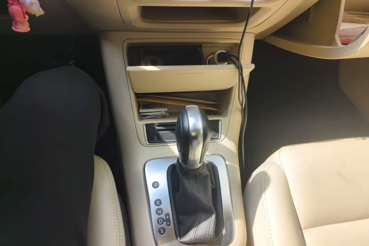 Used Volkswagen Tiguan L 2015 1.8TSI Automatic Two-Wheel Drive Comfort Edition