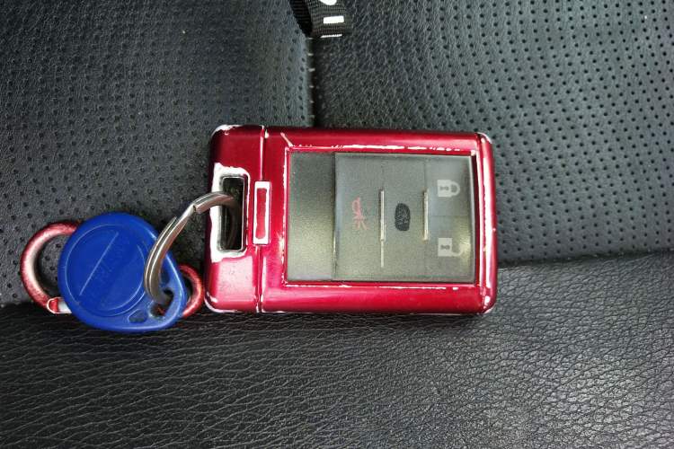 Used Chevrolet Captiva 2017 2.4L 4x4 Flagship Edition 7-Seater
