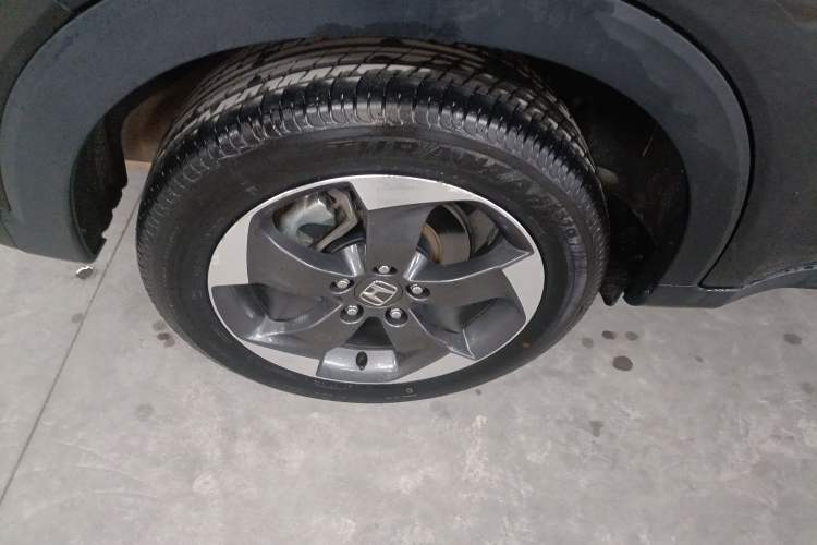 Used Honda Vezel 2017 1.8L CVT Front-Wheel Drive Pioneer Edition