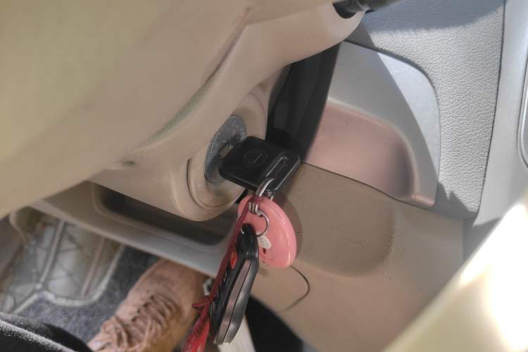 Used Nissan Sylphy 2012 Classic 1.6XE Automatic Comfort Edition Vehicle Key