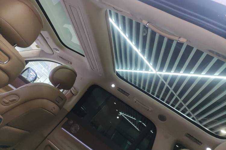 Used Hima AITO M9 2025 Extended-Range Ultra Version 52 kWh 6-Seater Headliner