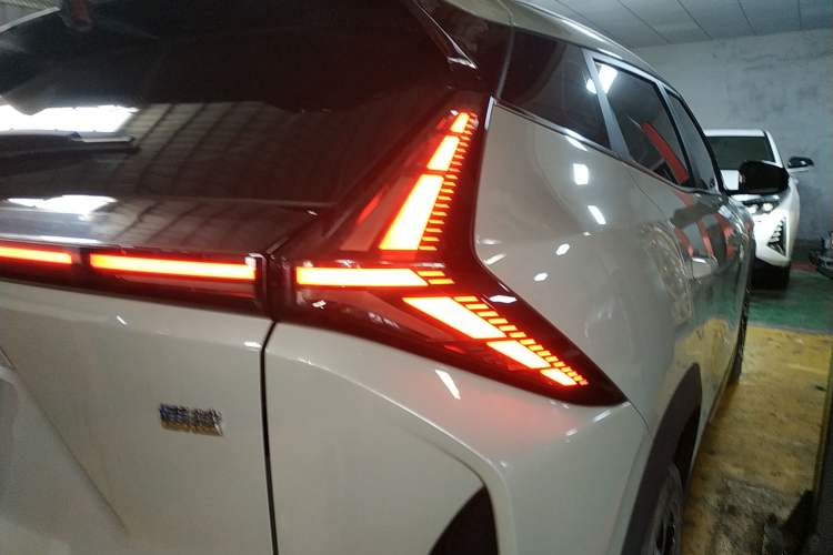 Used Geely Auto Emgrand X7 Sport 2023 Boyue COOL 1.5TD Smart Model Exterior 3