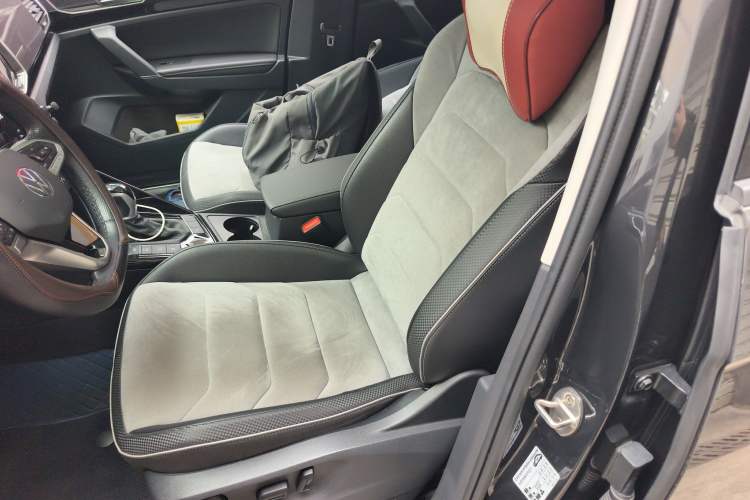 Used Volkswagen Tayron X 2020 330TSI Two-Wheel Drive Luxury Smart Connectivity Version
