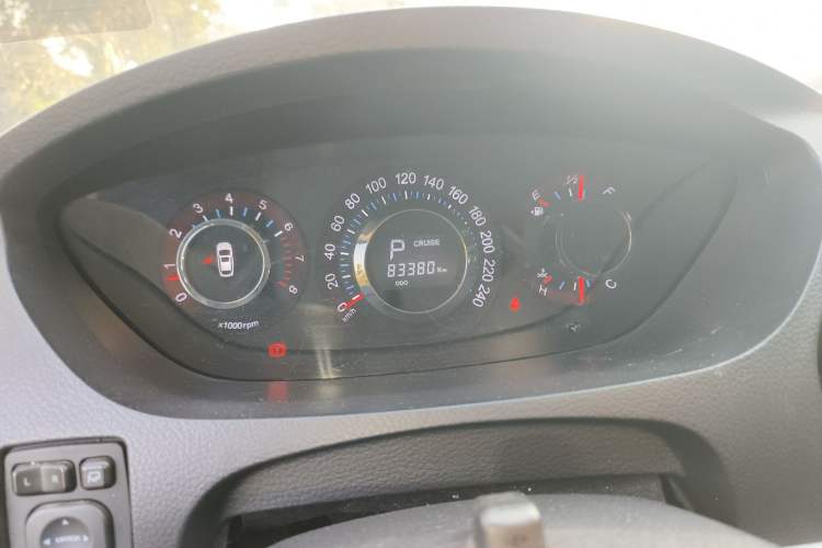 Used Luxgen Great 7 SUV 2012 Limited-Edition Sharp Model 2.2T Two-Wheel Drive Smart Version