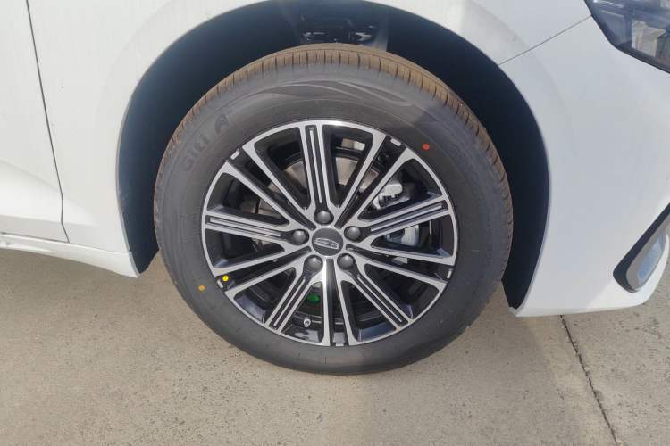 Used Geely Auto Preface 2026 Model Oriental Yao 1.5TD Fuyao Edition
