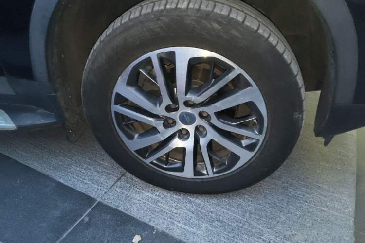 Used SAIC MAXUS D90 2017 2.0T Automatic All-Wheel Drive Sirius