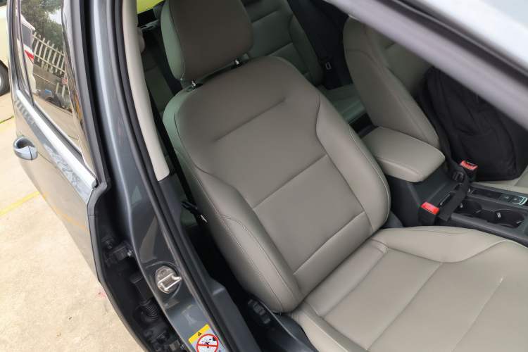 Used Volkswagen Golf 2015 1.4TSI Automatic Comfort Model