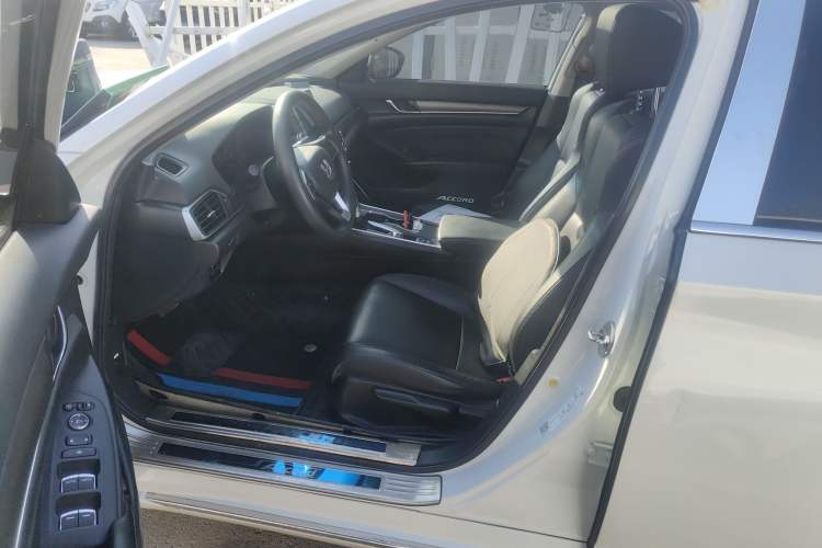 Used Honda Accord 2018 230TURBO Comfort Version National V Left Front Seat