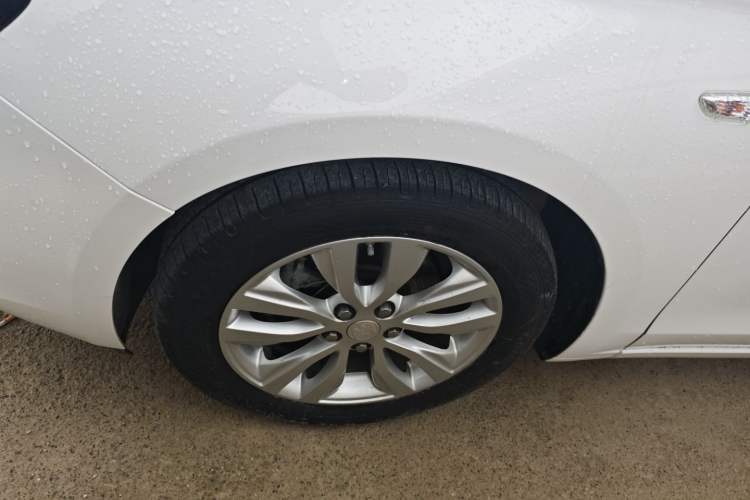 Used Buick GT 2019 15T Dual-Clutch Connected Elite Version China V Standard
