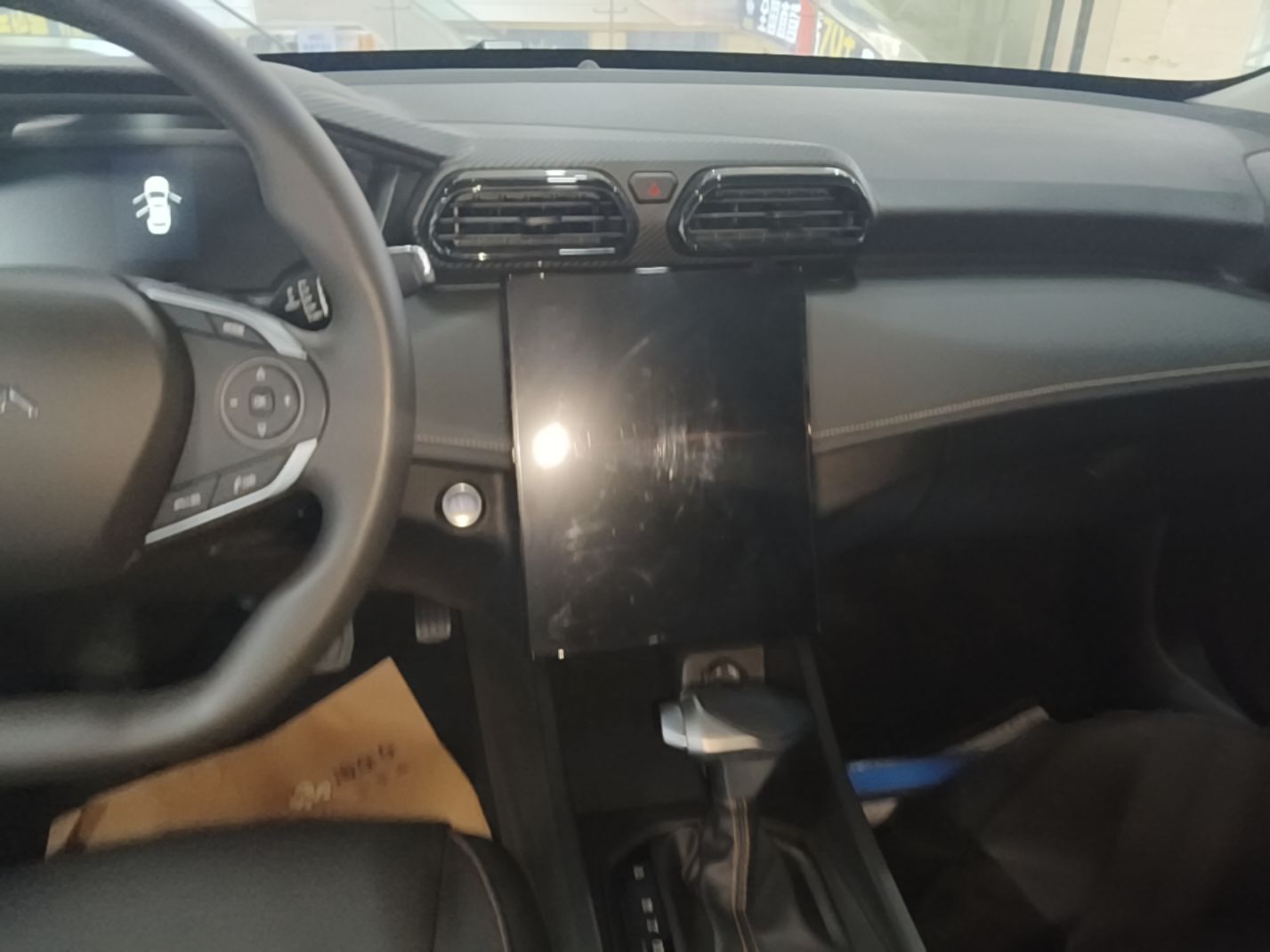 Dongfeng Aeolus Yixuan 2025 1.5L Automatic Luxury Version - Luxury — снимка 15