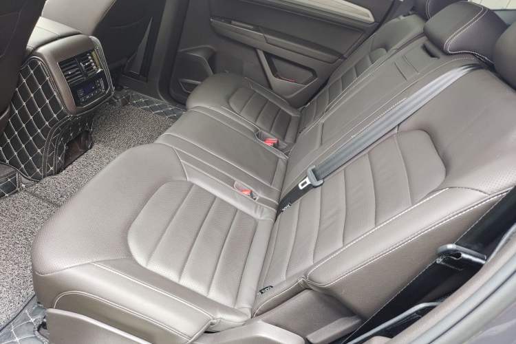 Used Volkswagen Teramont 2017 380TSI Four-Wheel Drive Luxury Edition Left Rear Seat