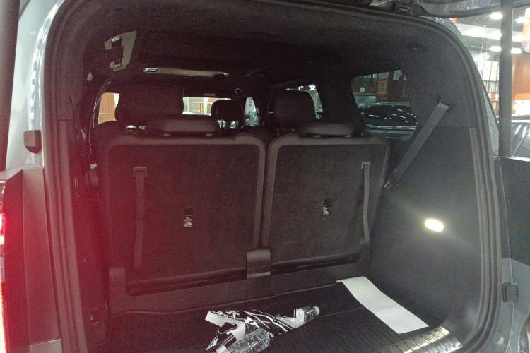 Used Zeekr 009 2024 Six-Seat Executive Version 4WD 108 kWh
