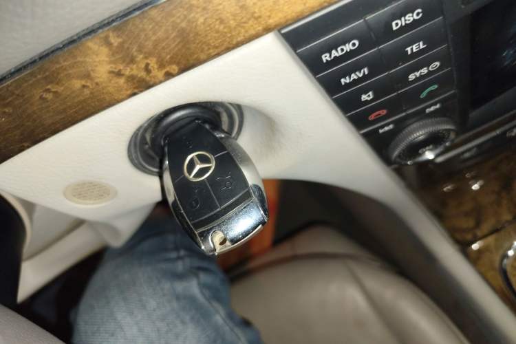 Used Mercedes-Benz E-Class 2008 E 230 Fashion Model
