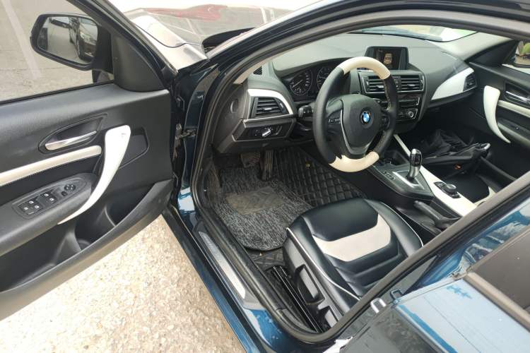 Used BMW 1 Series (Import) 2015 118i Urban Design Package
