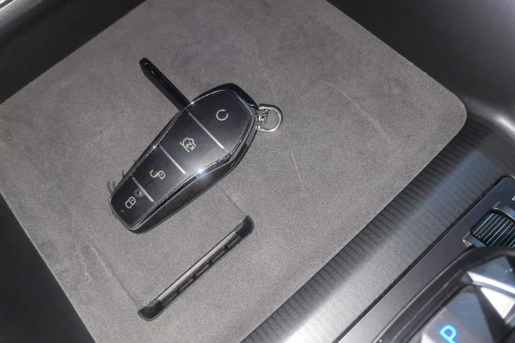 Used BYD Song L EV 2025 602 km All-Wheel Drive Intelligent Driving Version