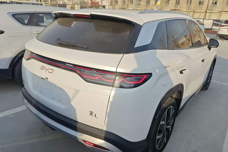 Used BYD Song L DM-i 2024 160km Beyond Edition
