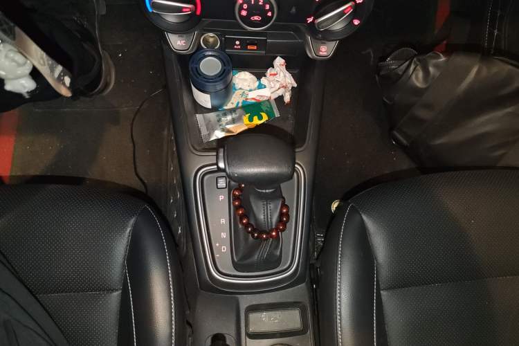 Used Kia K2 2017 Sedan 1.4L Automatic Transmission 15th Anniversary Special Edition GLS
