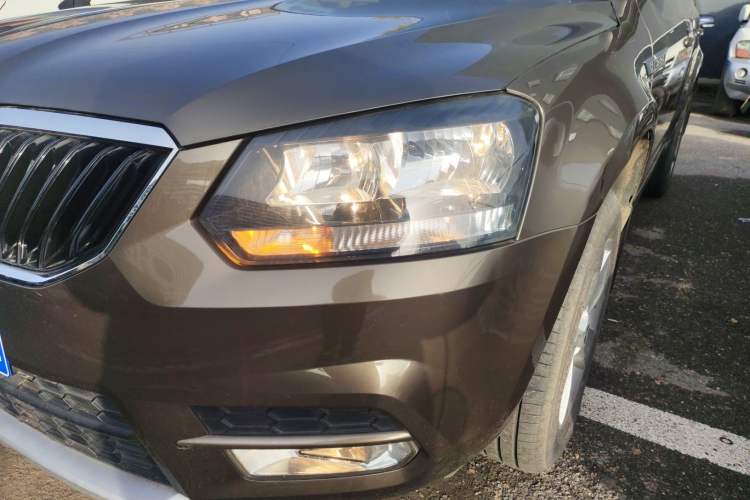 Used Skoda Yeti 2017 TSI280 DSG Car Enjoy Brothers Edition