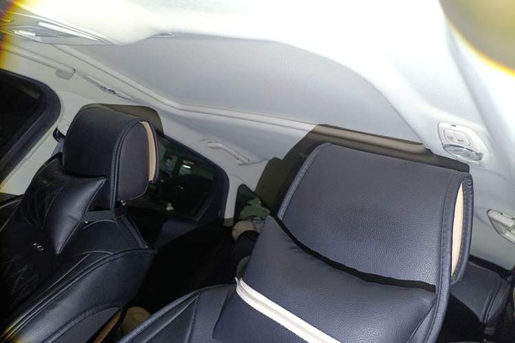 Used Ford Focus 2017 Hatchback 1.6L Automatic Fashion Edition Smart Drive Version
