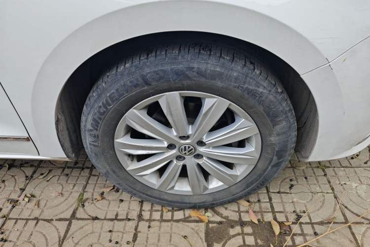 Used Volkswagen Bora 2016 1.6L Manual Comfort Model Exterior 7