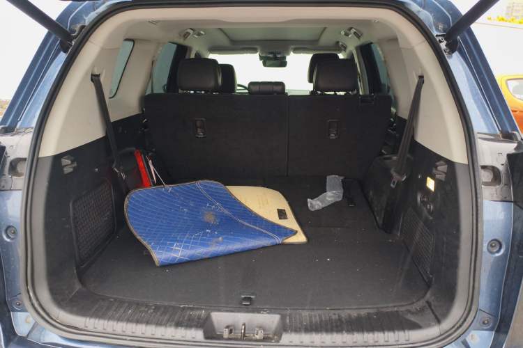 Used EXEED Lanyue 2021 390T Four-Wheel Drive Star Prestige Edition Trunk