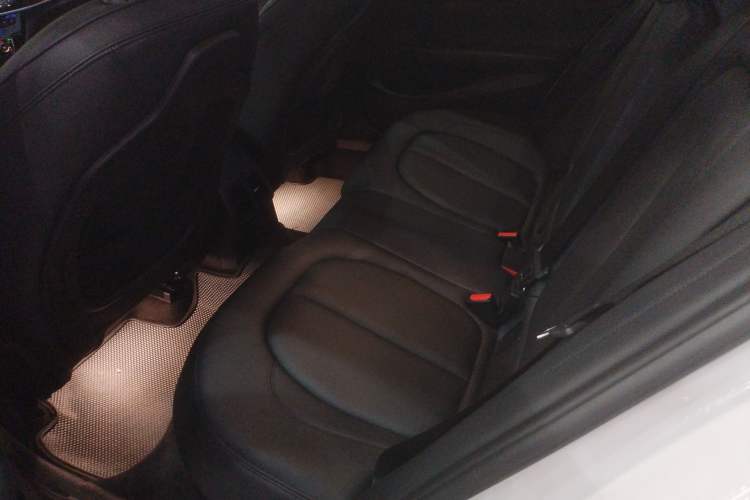 Used BMW 1 Series 2017 118i Design Package Model
