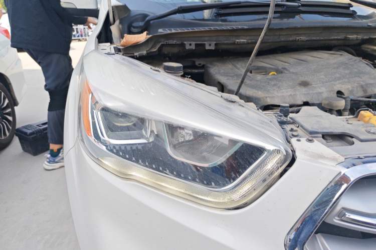 Used Ford Kuga 2017 EcoBoost 180 Two-Wheel-Drive Tiger Leap Model