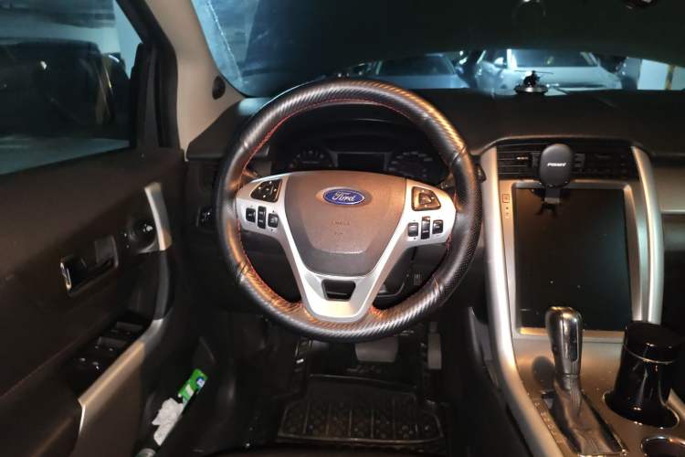 Used Ford Edge 2012 2.0T Elite Edition Steering Wheel