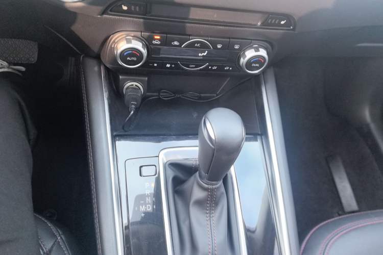 Used Mazda CX-5 2021 2.5L Automatic 4x4 Black Knight Gear Lever