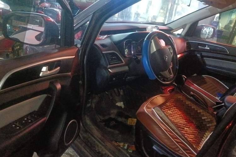 Used HYOSOW H3 2016 H3F 1.5L Manual Comfort Model
