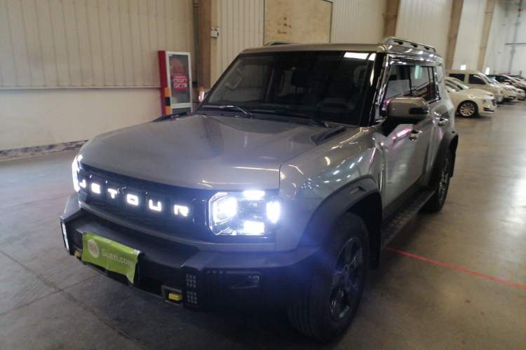 Used JETOUR Traveler 2023 1.5T Two-Wheel Drive Discovery PRO