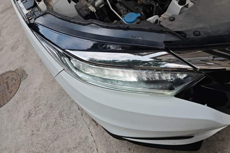 Used Honda Vezel 2019 1.5L CVT Luxury Model China VI