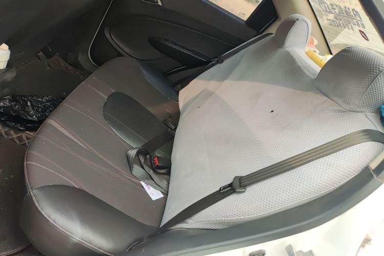 Used Chevrolet Sail 2013 Sedan 1.2L Manual Fashionable Happiness Edition
