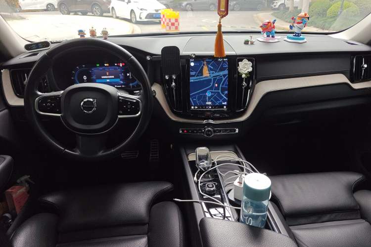 Used Volvo XC60 2022 B5 4x4 Smart Luxury Edition