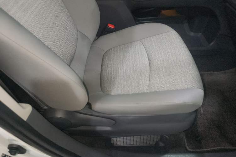 Used Toyota Sienna 2023 2.5L Hybrid Comfort Edition
