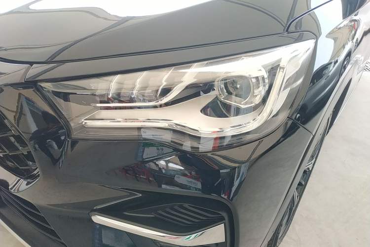 Used JETOUR X90 2020 1.6T DCT Shadow Edition 7-Seater
