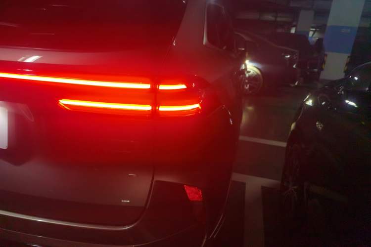 Used Wey Mocha New Energy 2023 Two-Wheel Drive Long-Range Version Exterior 3