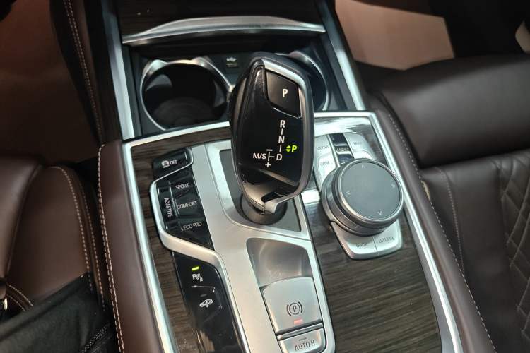 Used BMW 7 Series 2021 730Li Luxury Package