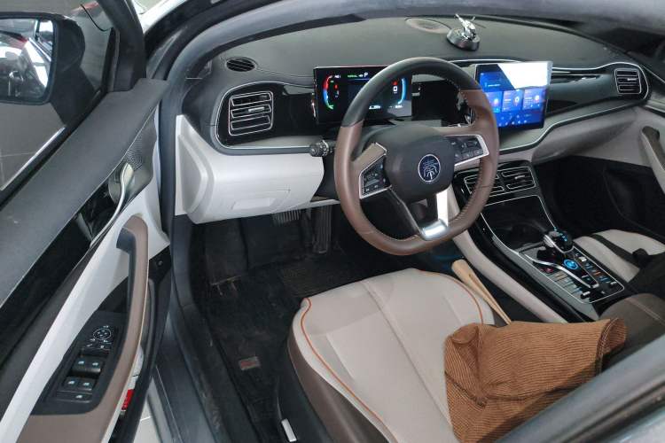 Used BYD Qin PLUS 2023 Champion Edition DM-i 55KM Superior Model