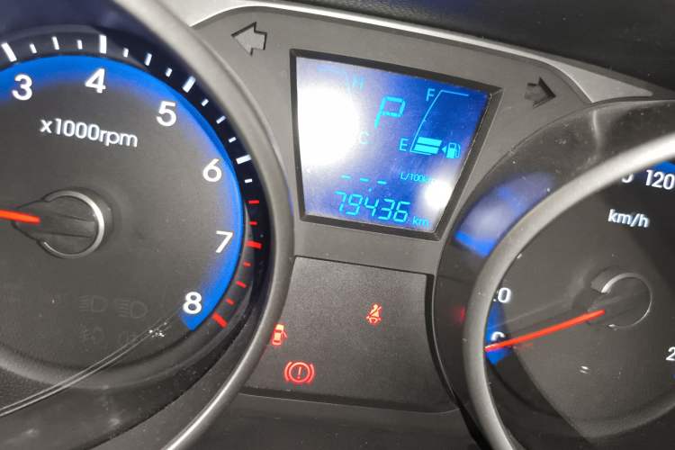 Used Hyundai ix35 2015 2.0L Automatic 2WD Smart Type China IV