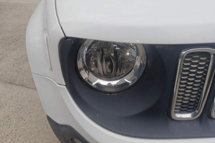 Used Jeep Renegade 2017 180T Automatic High-Energy Version