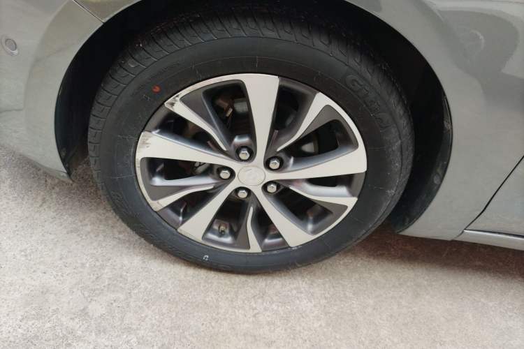 Used Buick Excelle GX 2018 18T Automatic Flagship Model
