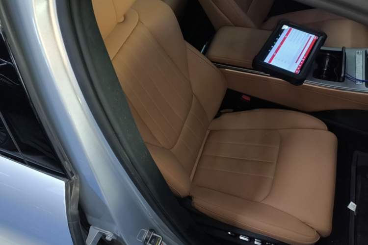 Used BYD Han L 2025 EV Four-Wheel Drive LiDAR Flagship Model
